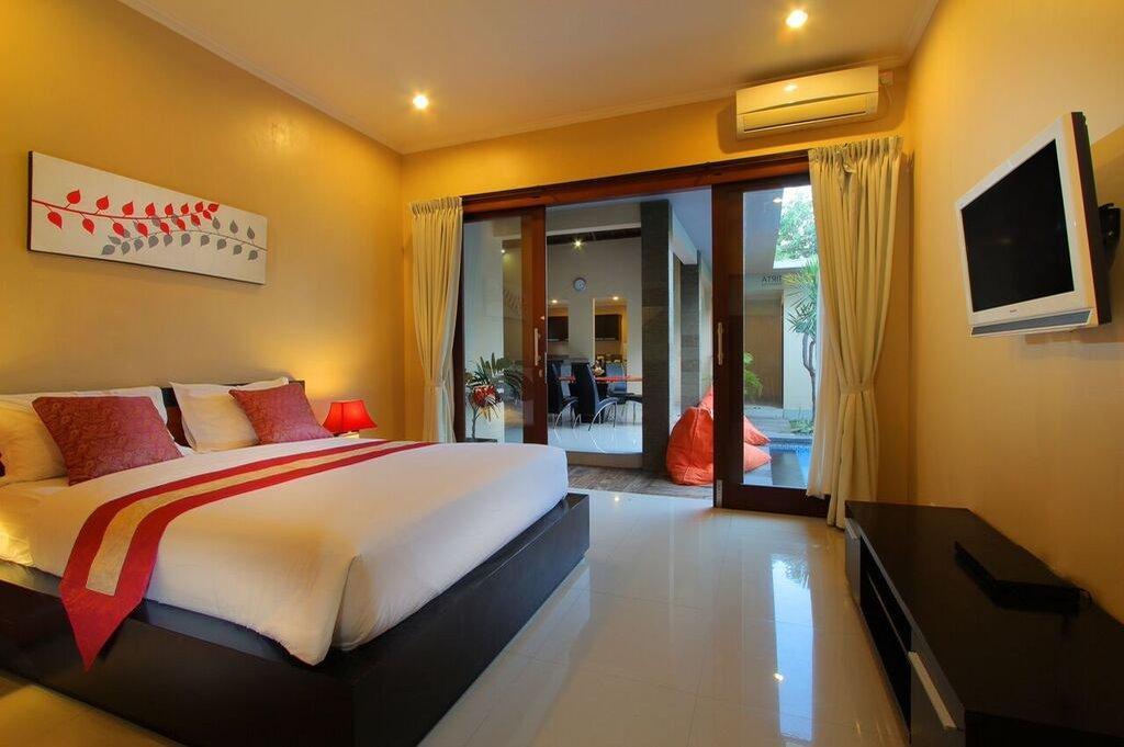 Hôtel Lotus Tirta Seminyak Extérieur photo